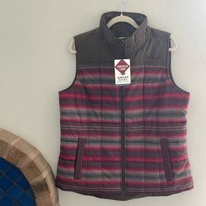 Ariat XL NWT insulated vest